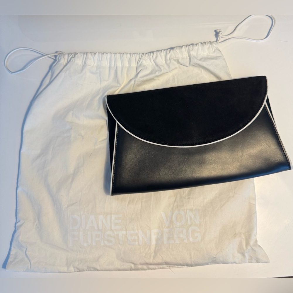 Diane von Furstenberg Black Clutch Bag in Suede & Leather - Dust Bag included